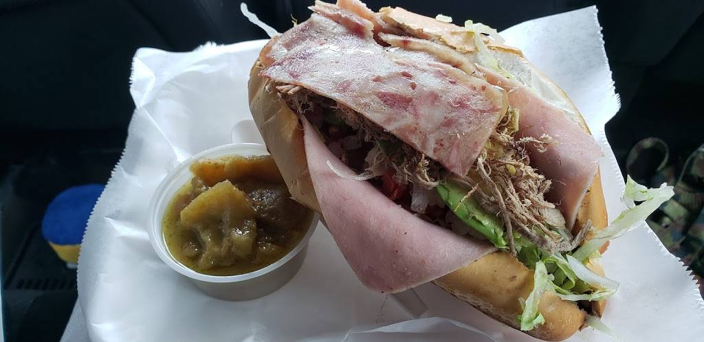 Tortas De La Barda | restaurant | 2106 Antoine Dr, Houston, TX 77055, USA | 7132631335 OR +1 713-263-1335