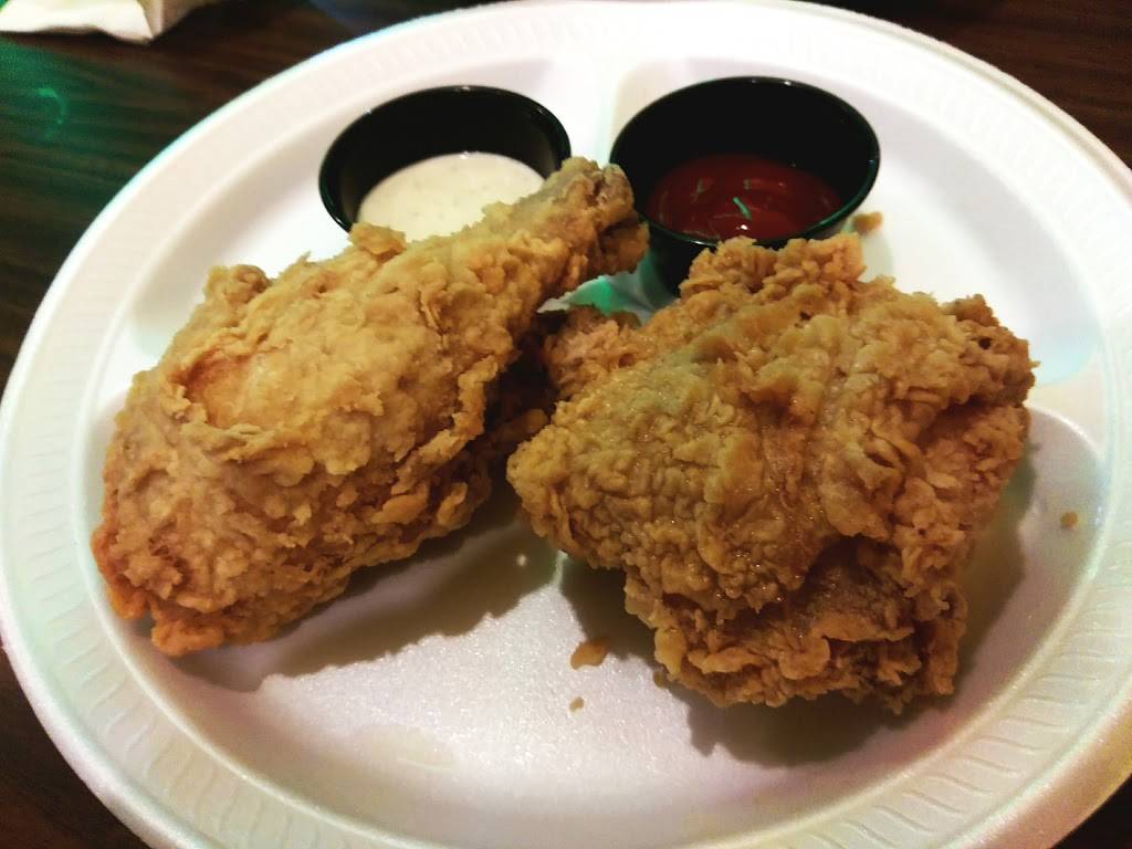 Chicken And Chicks | restaurant | 9203 Skillman St, Dallas, TX 75243, USA | 2148129799 OR +1 214-812-9799