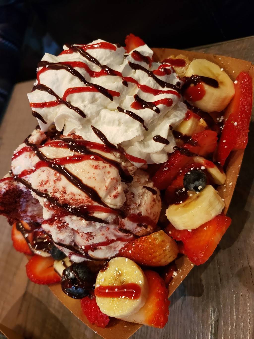 Churroholic | restaurant | 5802 Firestone Blvd, South Gate, CA 90280, USA | 5626081015 OR +1 562-608-1015