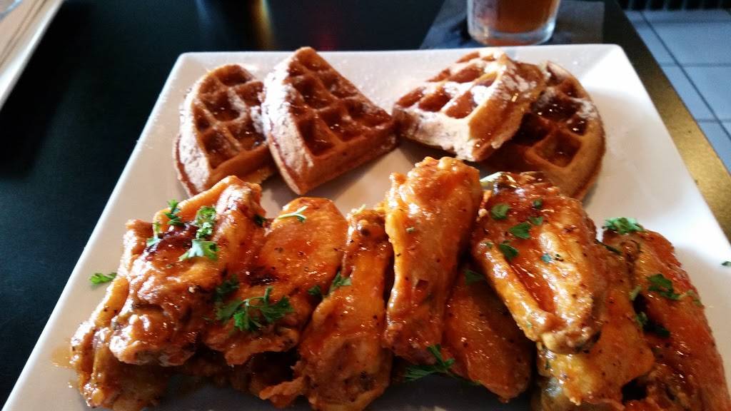 Wing Bistro Chicken and Waffles | restaurant | 2274 Executive Dr, Hampton, VA 23666, USA | 7578269464 OR +1 757-826-9464