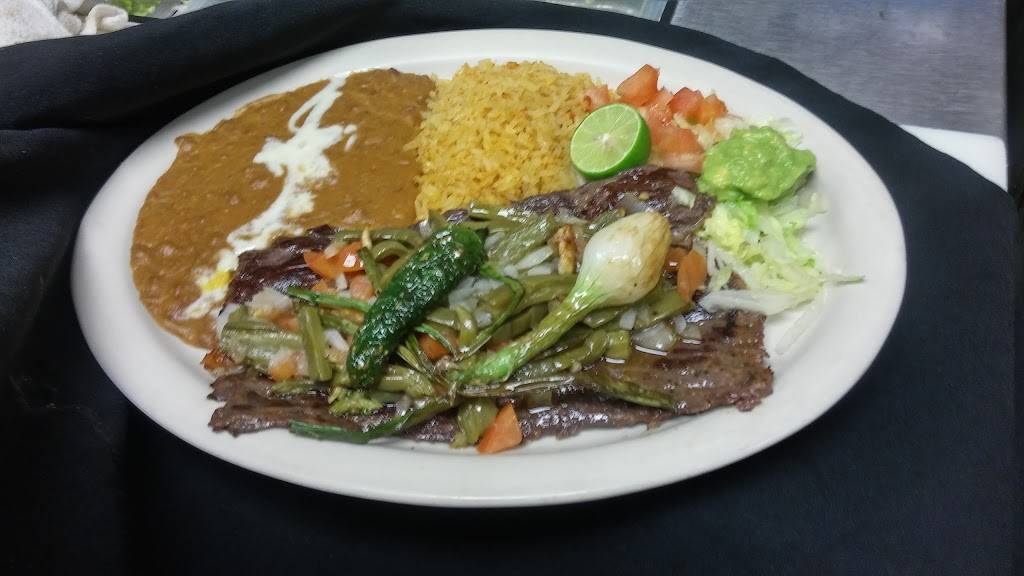 Papagayos Mexican Restaurant | restaurant | 2470 Harry Wurzbach Rd, San Antonio, TX 78209, USA | 2108241718 OR +1 210-824-1718