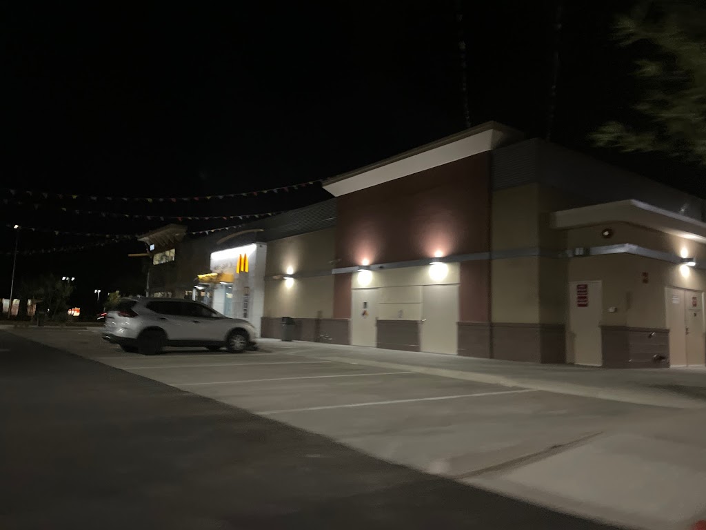 McDonalds | cafe | 5950 S 35th Ave, Phoenix, AZ 85041, USA | 6029758955 OR +1 602-975-8955