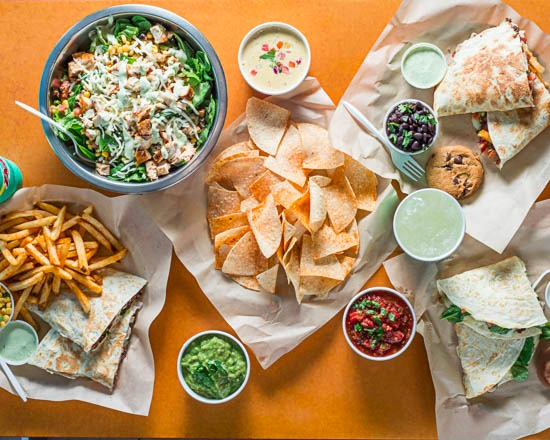 Dillas Quesadillas | restaurant | 2008 Midway Rd, Plano, TX 75093, USA | 9724734601 OR +1 972-473-4601