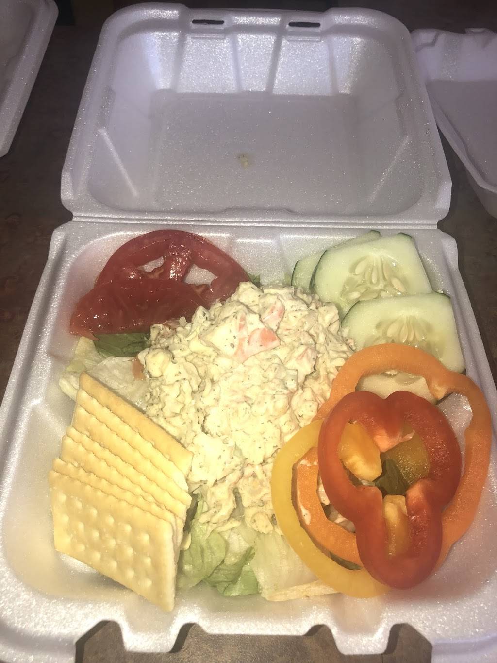 Lil Net’s Home Style Cooking | restaurant | 1500 16th St S, St. Petersburg, FL 33705, USA | 7272906162 OR +1 727-290-6162