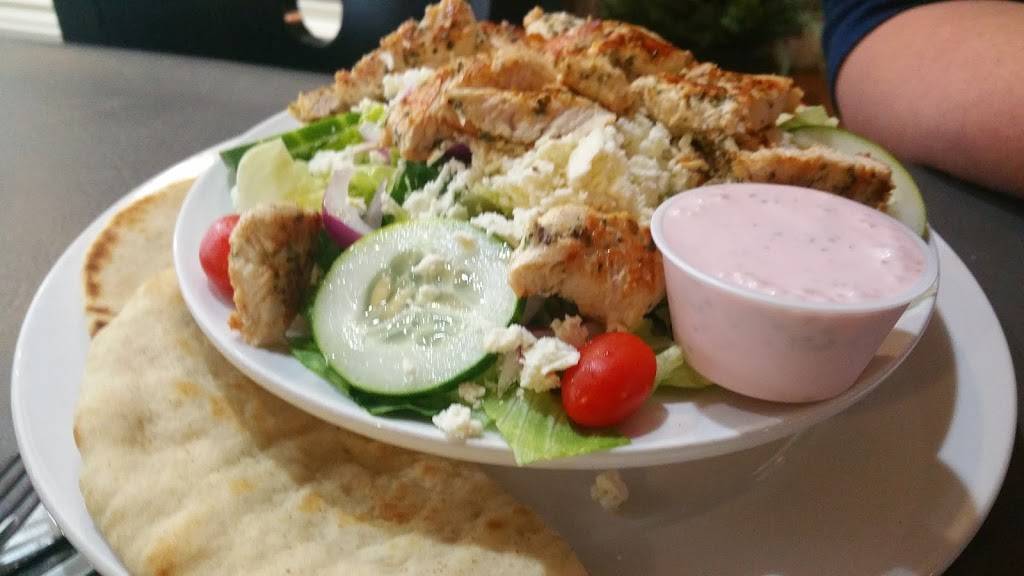 Avia Family Dining | restaurant | 111 S Saginaw St, Holly, MI 48442, USA | 2483825460 OR +1 248-382-5460