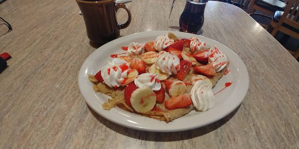 Ditas Family Restaurant | restaurant | 1569 S Madison Rd, Beloit, WI 53511, USA | 6083626477 OR +1 608-362-6477