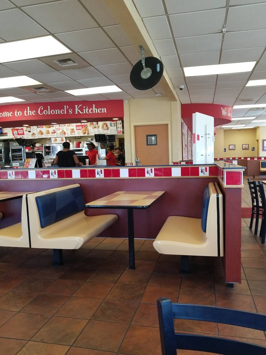 KFC | restaurant | 7821 Alta Valley Dr, Sacramento, CA 95823, USA | 9166824414 OR +1 916-682-4414