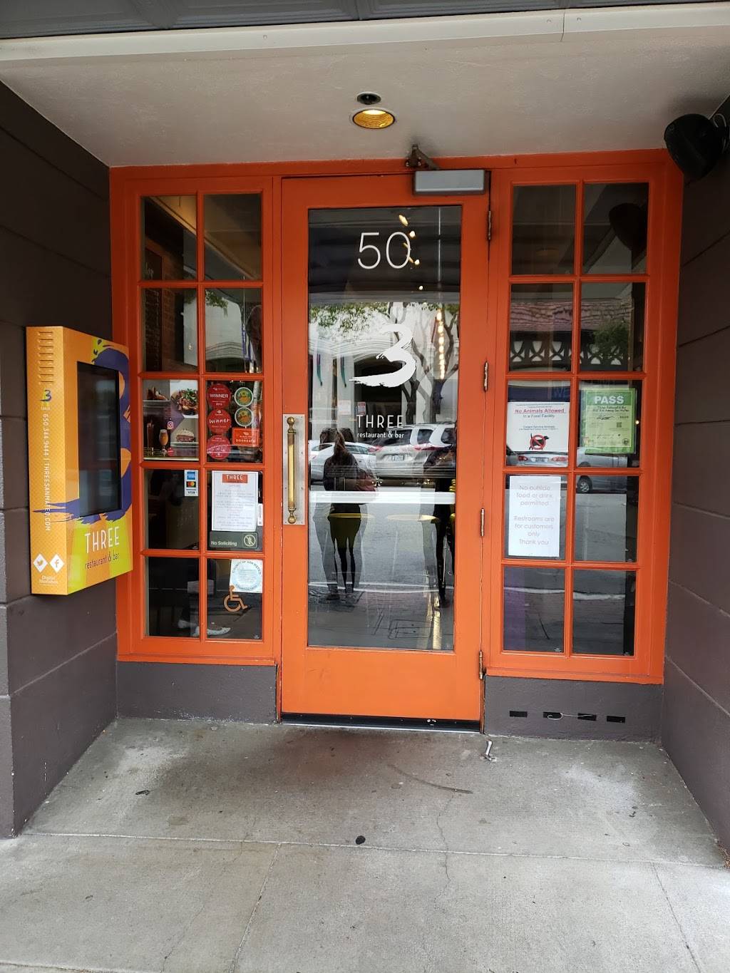 Three Restaurant & Bar | restaurant | 50 E 3rd Ave, San Mateo, CA 94401, USA | 6503449444 OR +1 650-344-9444