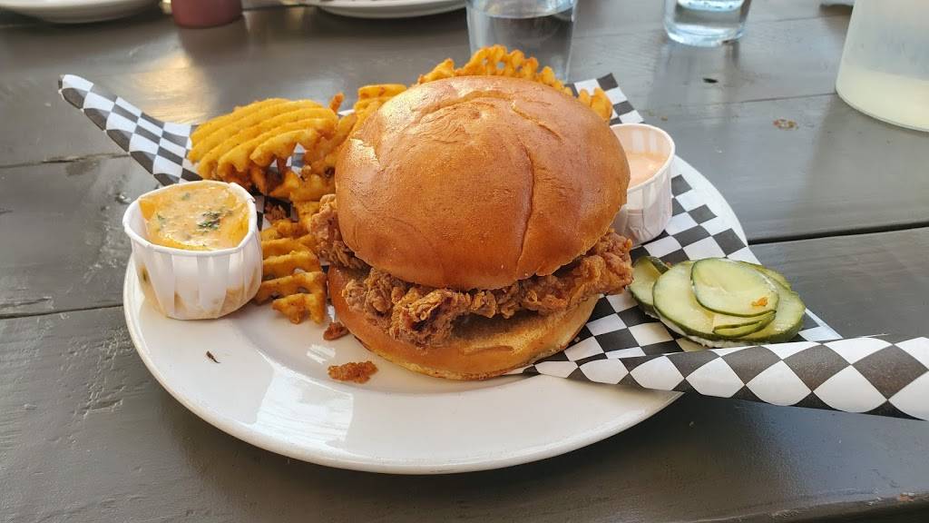 Buckaroo Diner/ ol Buckaroo | restaurant | 41695 Sierra Dr, Three Rivers, CA 93271, USA | 5594655088 OR +1 559-465-5088