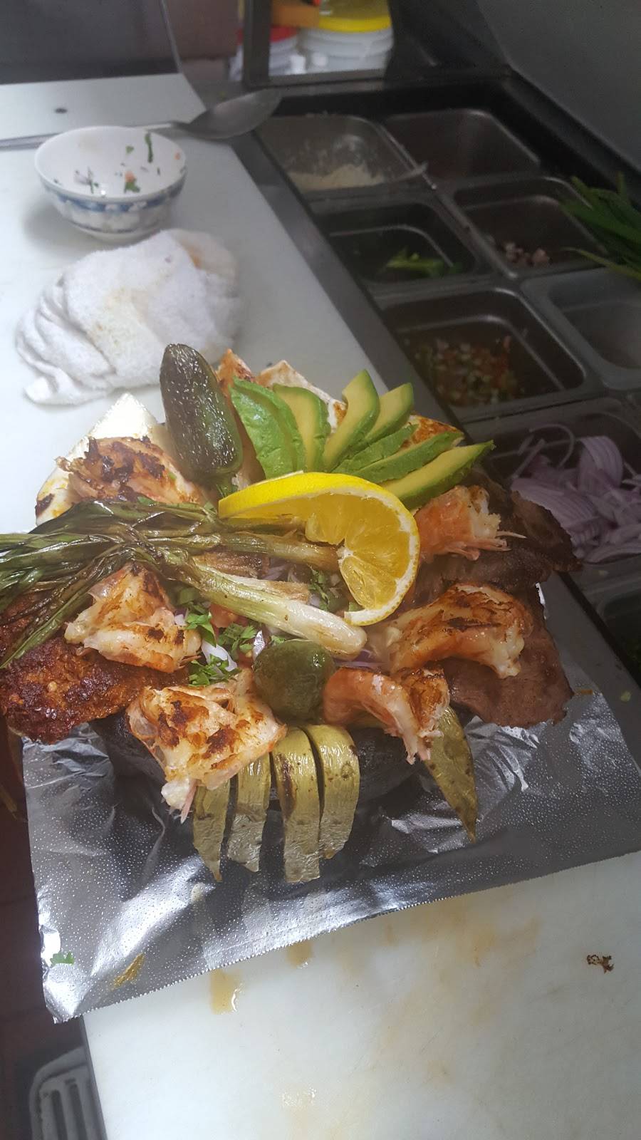 Club Chamizal | restaurant | 12455 Haster St, Garden Grove, CA 92840, USA | 7149712311 OR +1 714-971-2311