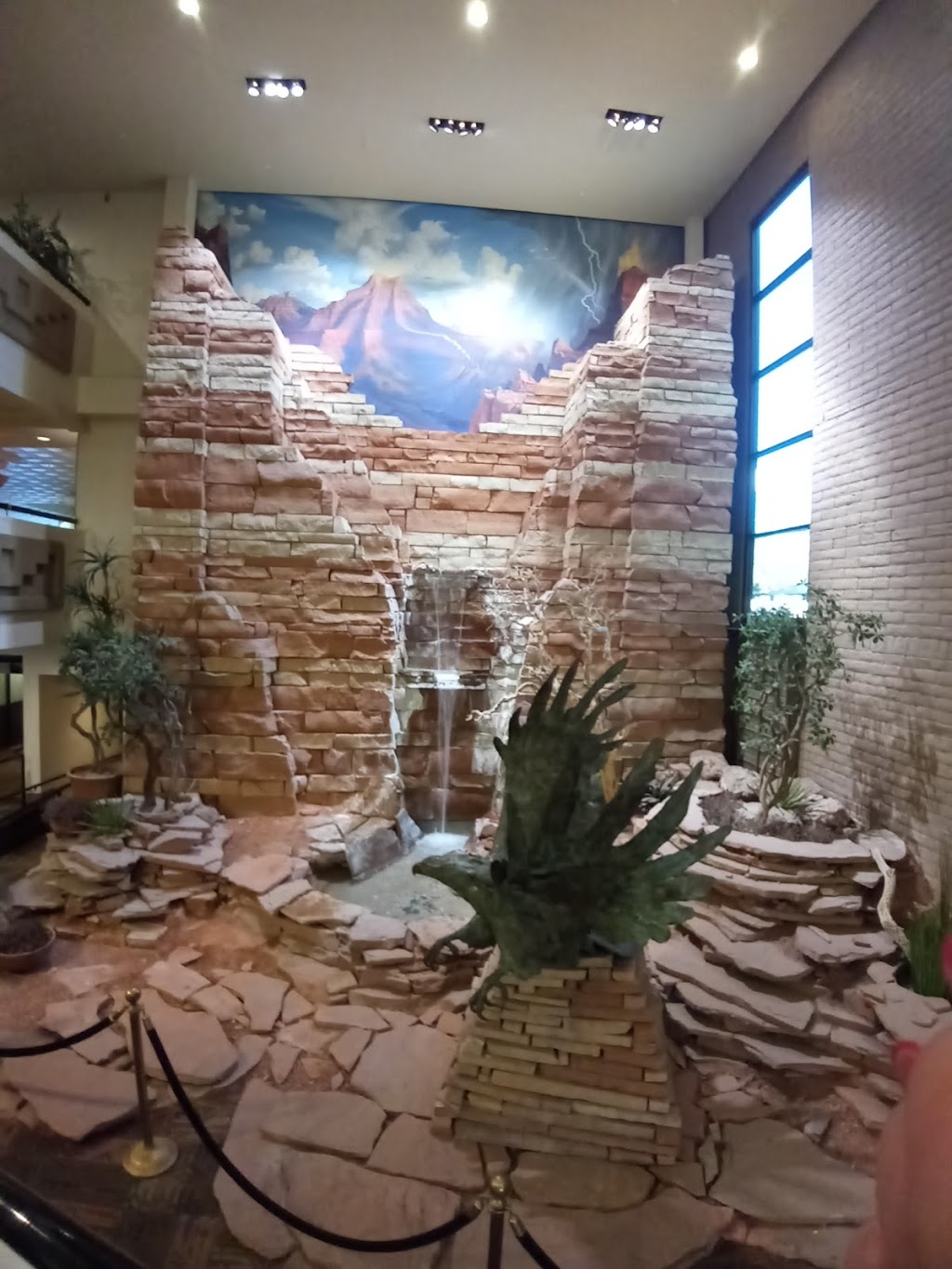 Squire Pub | restaurant | 74 AZ-64, Grand Canyon Village, AZ 86023, USA | 9286382681 OR +1 928-638-2681