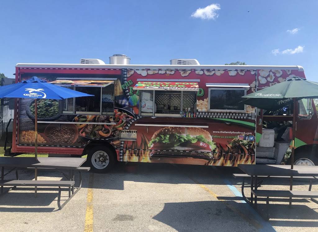 The Family Food Truck | restaurant | 550 Lee Blvd, Lehigh Acres, FL 33936, USA | 2396749322 OR +1 239-674-9322
