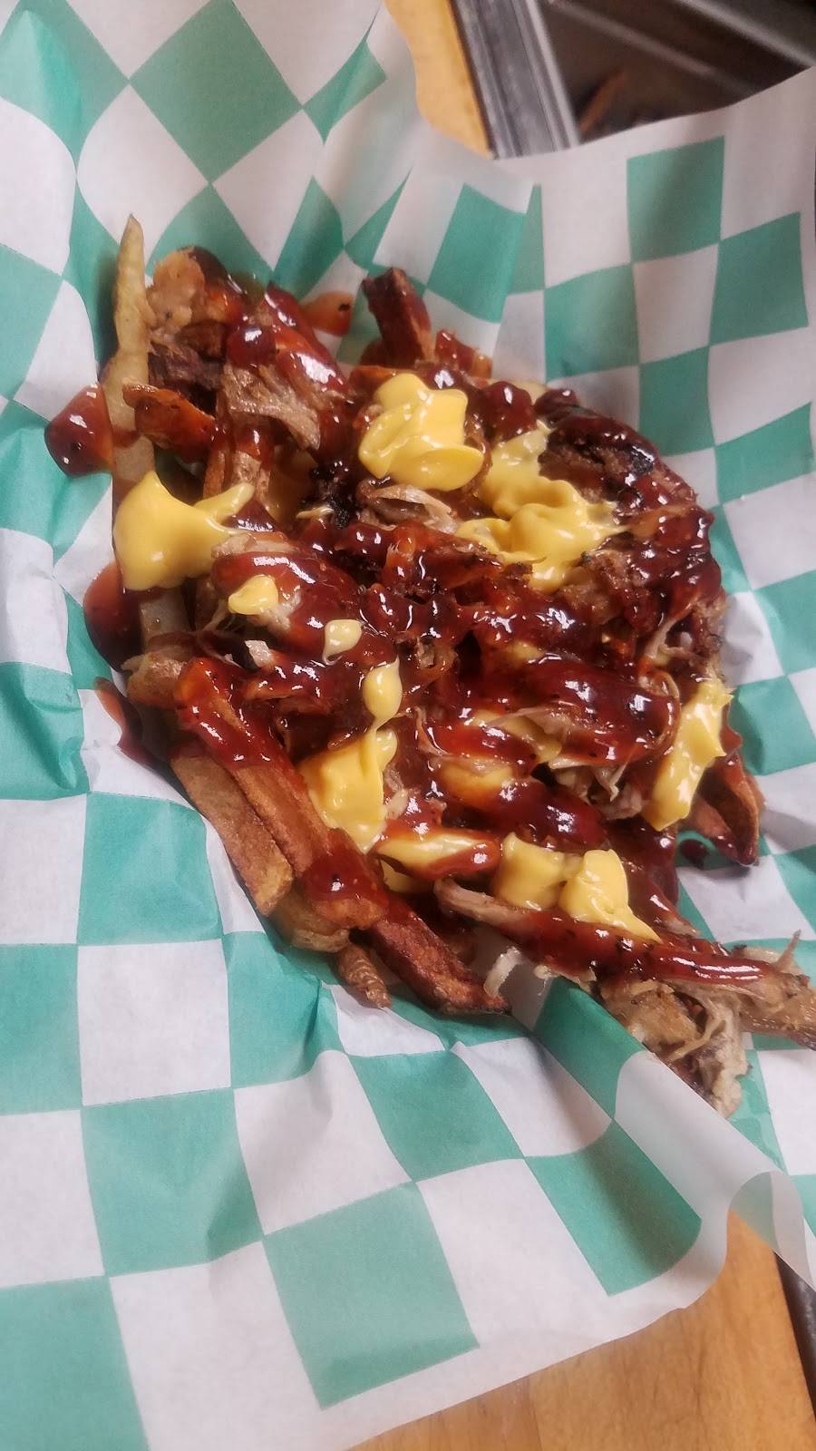 Buckys Grille | restaurant | 676 Stewart Creek Rd, Lehighton, PA 18235, USA | 5703864471 OR +1 570-386-4471