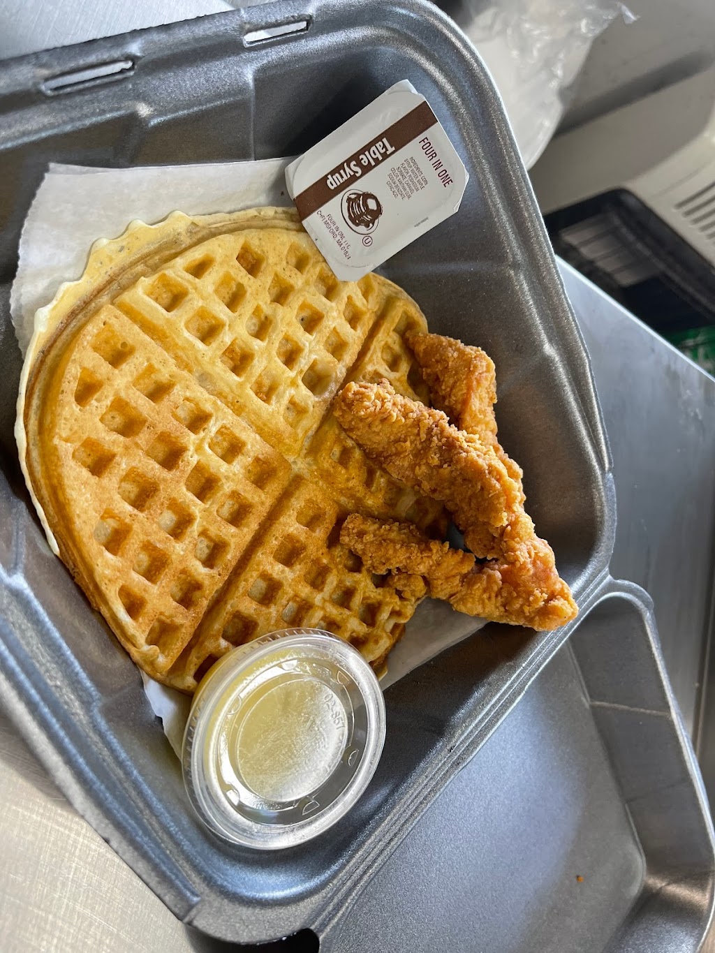 The Snack Boxx Dublin | restaurant | 100 Industrial Blvd, Dublin, GA 31021, USA | 4783531099 OR +1 478-353-1099