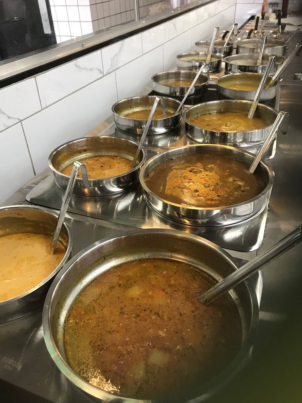 Souperlicious | restaurant | 380 Bovaird Dr E, Brampton, ON L6Z 2S6, Canada | 9058403197 OR +1 905-840-3197