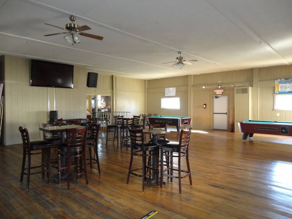 The Slinger House Pub & Grille | restaurant | 100 W Washington St, Slinger, WI 53086, USA | 2626448518 OR +1 262-644-8518