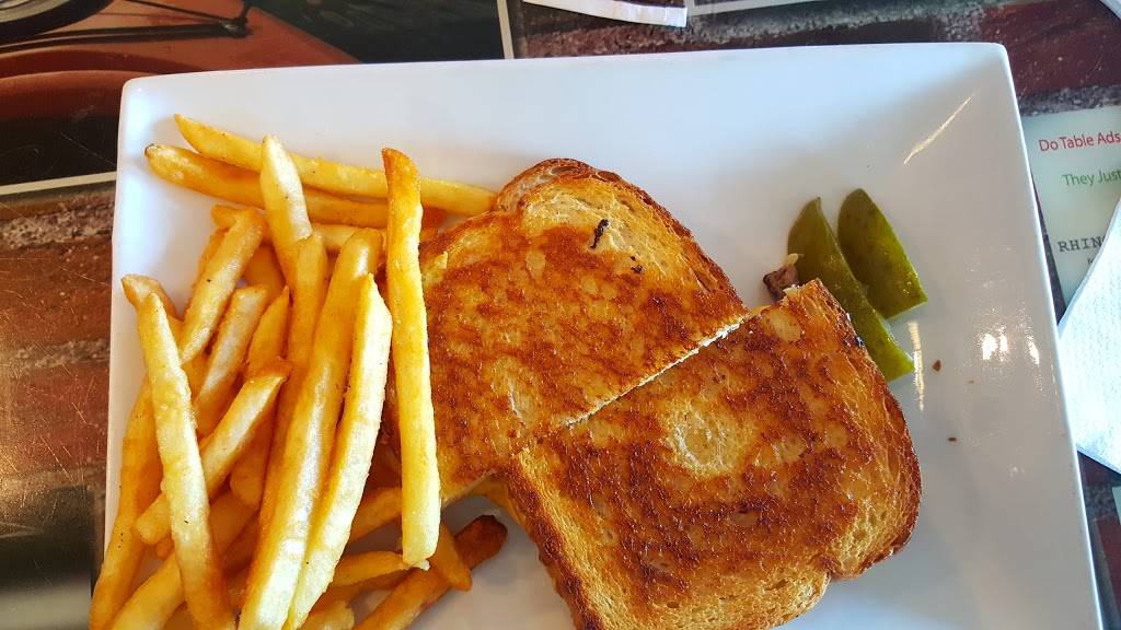 Villager Restaurant & Diner | restaurant | 245 S Main St, Canandaigua, NY 14424, USA | 5853942890 OR +1 585-394-2890