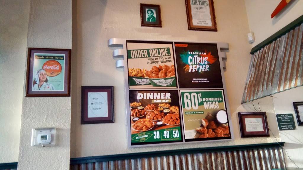 Wingstop | restaurant | 1075 Wynnewood Village Shopping Center, Dallas, TX 75224, USA | 2149469464 OR +1 214-946-9464