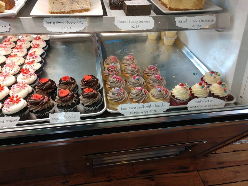 Paris Cake Company/table 44 | bakery | 300 Church St, Staunton, VA 24401, USA | 5408855026 OR +1 540-885-5026