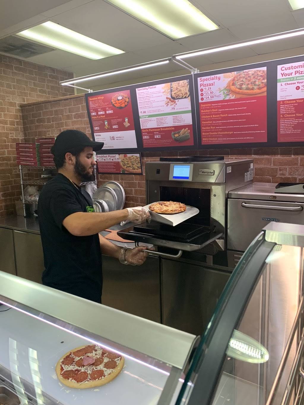 Mama DeLucas | restaurant | 3835 White Lake Blvd, Naples, FL 34117, USA | 2393040632 OR +1 239-304-0632