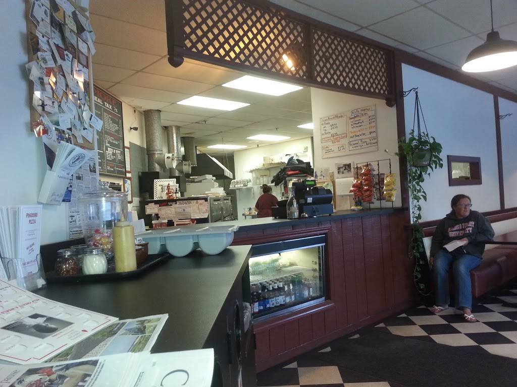 Pinocchio Pizza | restaurant | 1661 Falmouth Rd, Centerville, MA 02632, USA | 5087719777 OR +1 508-771-9777