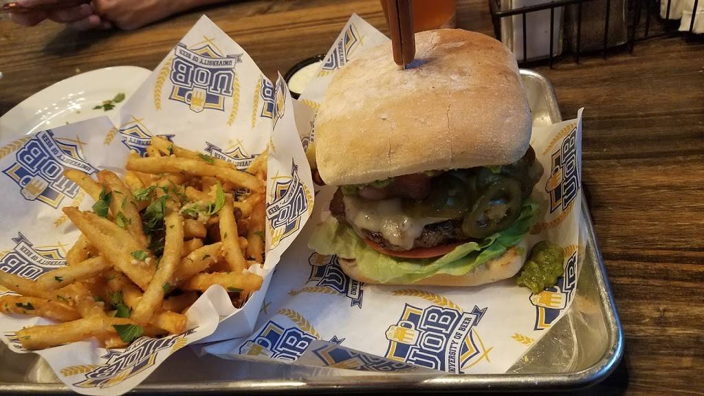University of Beer | Vacaville | restaurant | 196 Nut Tree Pkwy suite f, Vacaville, CA 95687, USA | 7074747545 OR +1 707-474-7545