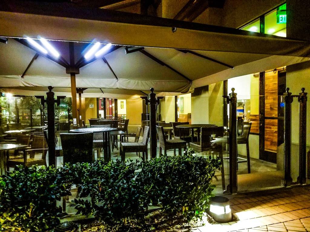 The Krave Kobe Burger Grill - Newport Beach | restaurant | 21133 Newport Coast Dr, Newport Coast, CA 92657, USA | 9497197770 OR +1 949-719-7770