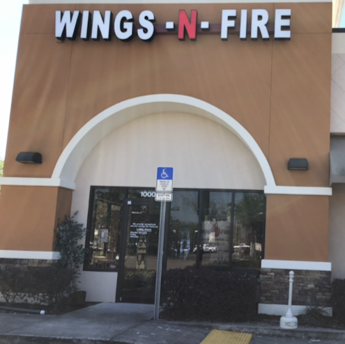 Wings-N-Fire | restaurant | 5420 Deep Lake Rd #1000, Oviedo, FL 32765, USA | 3213164210 OR +1 321-316-4210