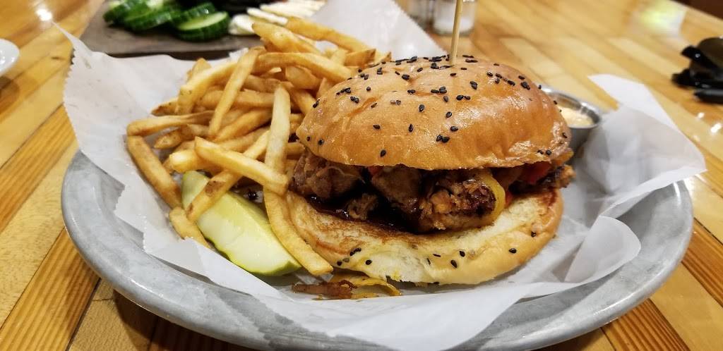 The Peddler | restaurant | 835 3rd Ave, Huntington, WV 25701, USA | 3046910415 OR +1 304-691-0415