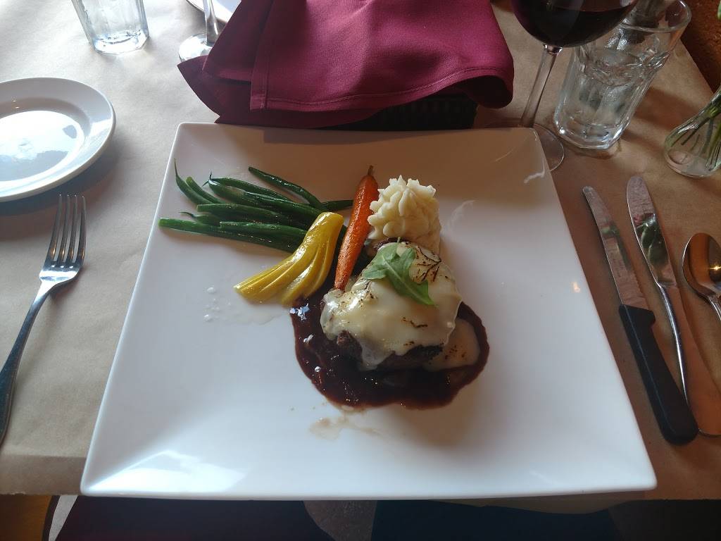 Chef Patricks | restaurant | 16337 Main St, Guerneville, CA 95446, USA | 7078699161 OR +1 707-869-9161