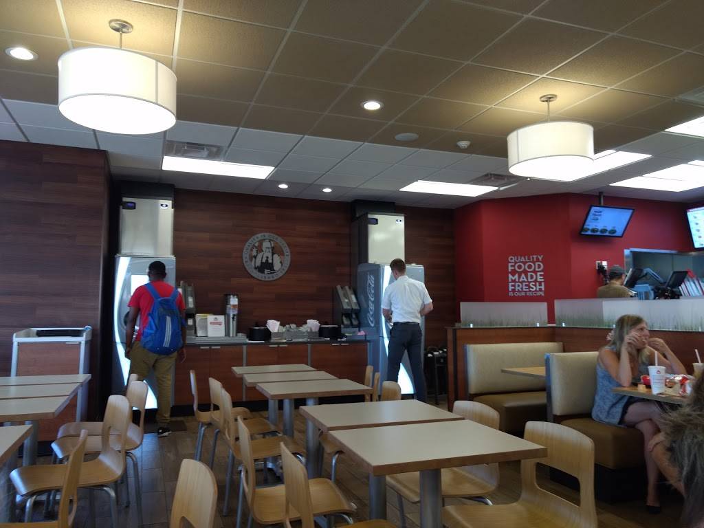 Wendys | restaurant | 1165 Rt 58, Riverhead, NY 11901, USA | 6313693232 OR +1 631-369-3232