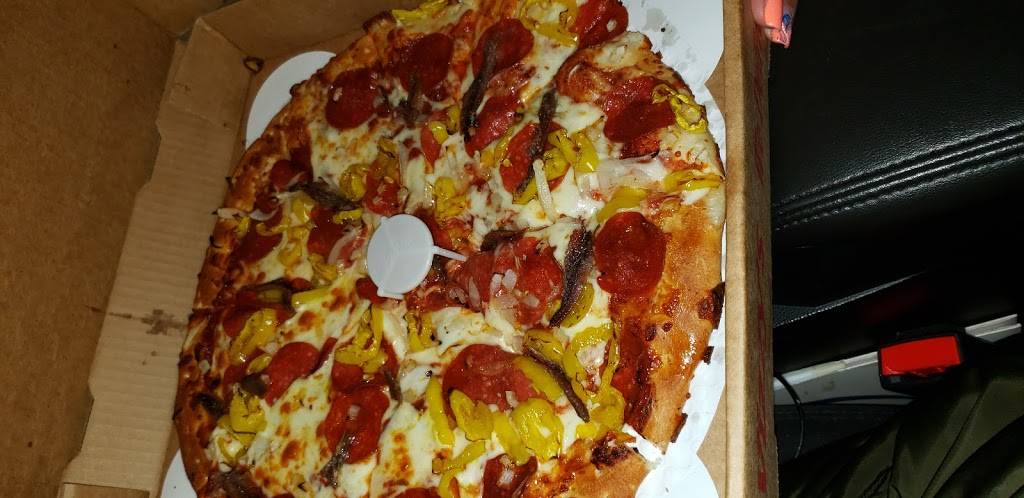 Vizzys Pizza Palace | restaurant | 35925 Ford Rd, Westland, MI 48185, USA | 7347223333 OR +1 734-722-3333