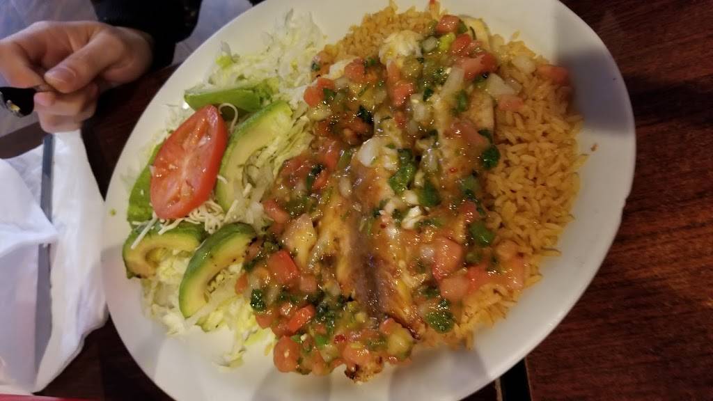 El Nopal | restaurant | 1041 Zorn Ave, Louisville, KY 40207, USA | 5028975541 OR +1 502-897-5541