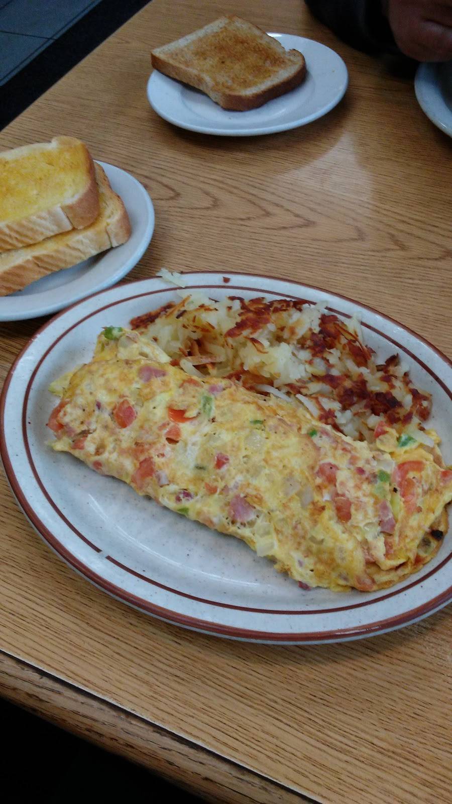 Annettas Cafe | restaurant | 8020 Durand Ave, Sturtevant, WI 53177, USA | 2628982083 OR +1 262-898-2083