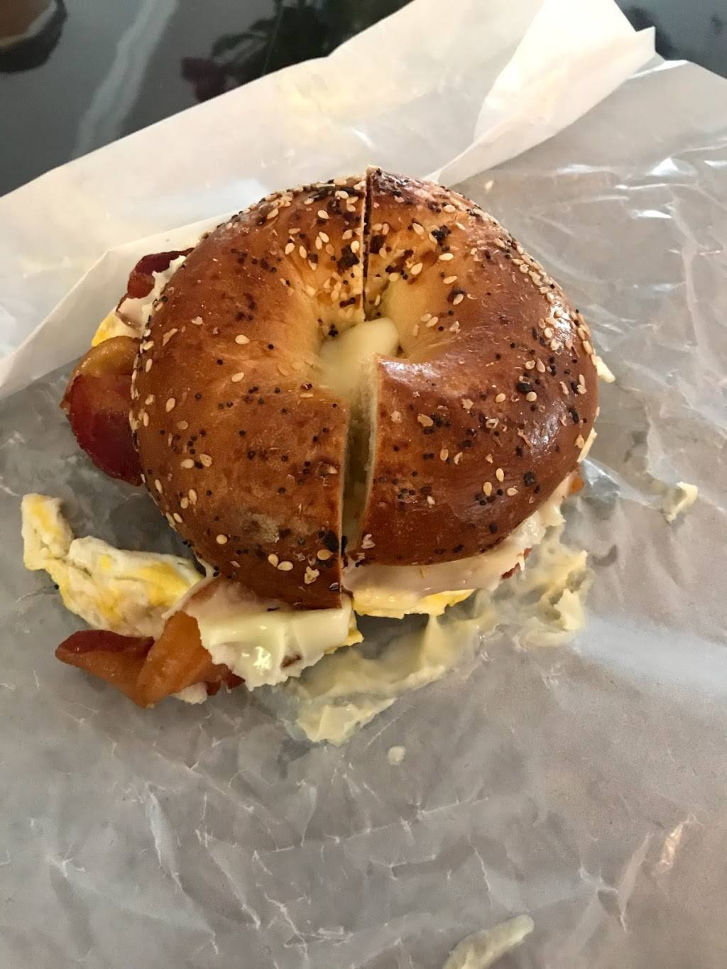 Deli king | restaurant | 32 Indian Rock Rd, Windham, NH 03087, USA | 6032605600 OR +1 603-260-5600