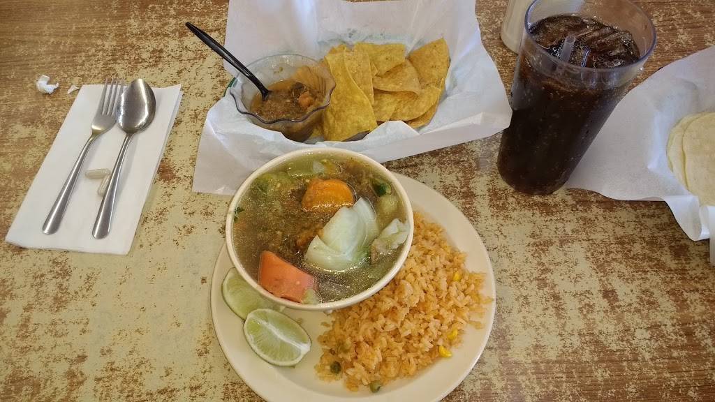 Jaimes Hut Inn | restaurant | 598 N Yarbrough Dr, El Paso, TX 79915, USA | 9152289488 OR +1 915-228-9488