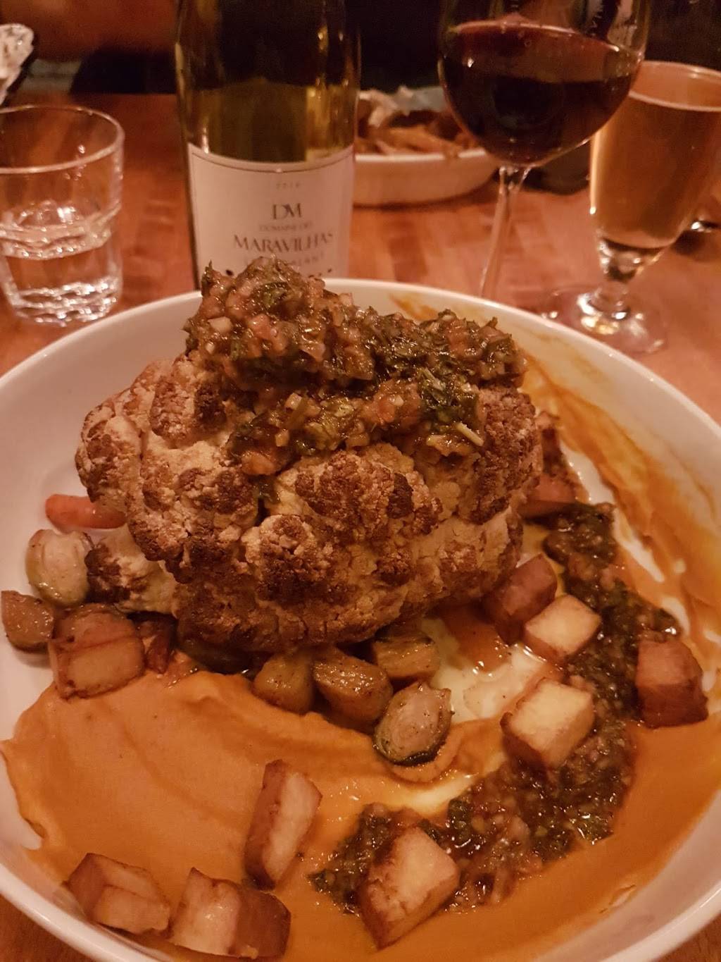 Racines Bistro Bar a Vin | restaurant | 741 Boulevard des Seigneurs, Terrebonne, QC J6W 1T5, Canada | 4504712577 OR +1 450-471-2577