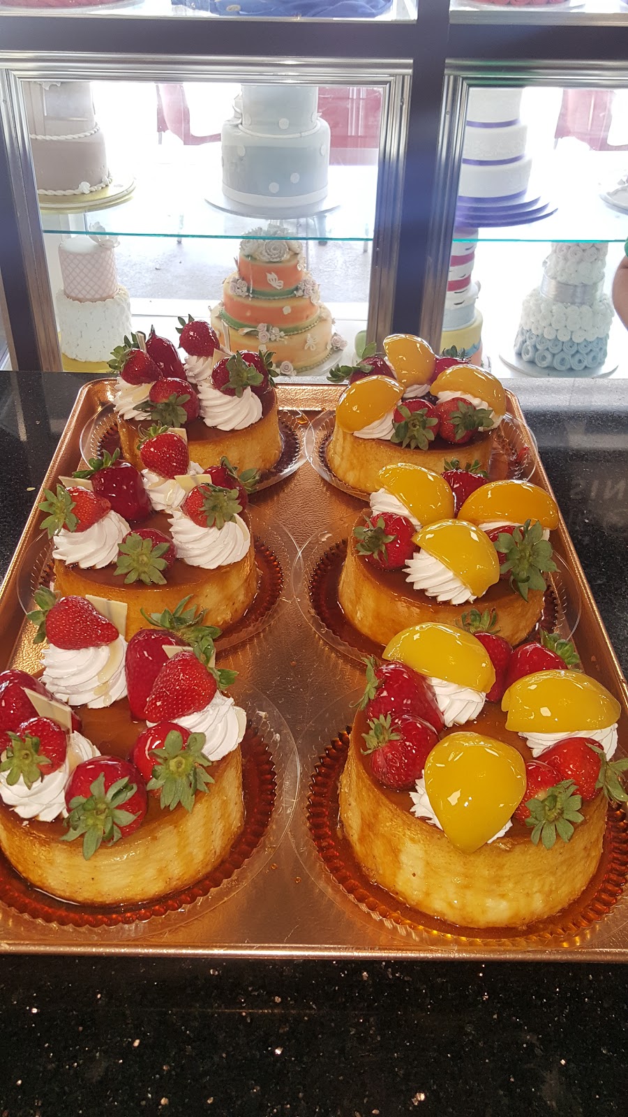 Vicky Bakery | bakery | 13925 NW 67th Ave, Hialeah, FL 33014, USA | 3058272223 OR +1 305-827-2223