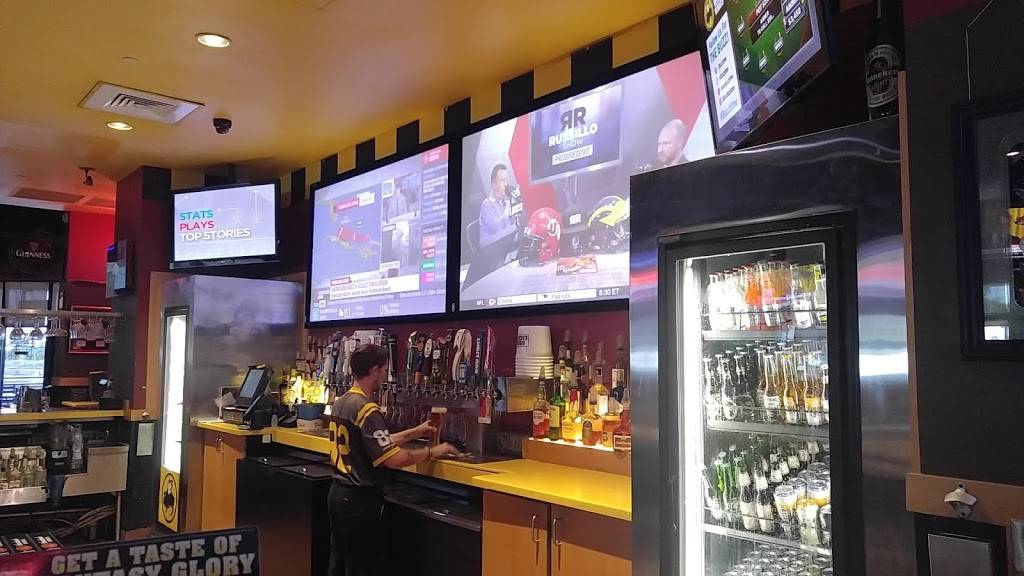 Buffalo Wild Wings | restaurant | 21688 US Hwy 19 N, Clearwater, FL 33765, USA | 7277239100 OR +1 727-723-9100