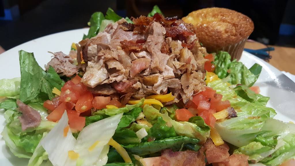 Famous Daves Bar-B-Que | restaurant | 16148 N 83rd Ave, Peoria, AZ 85382, USA | 6239793706 OR +1 623-979-3706