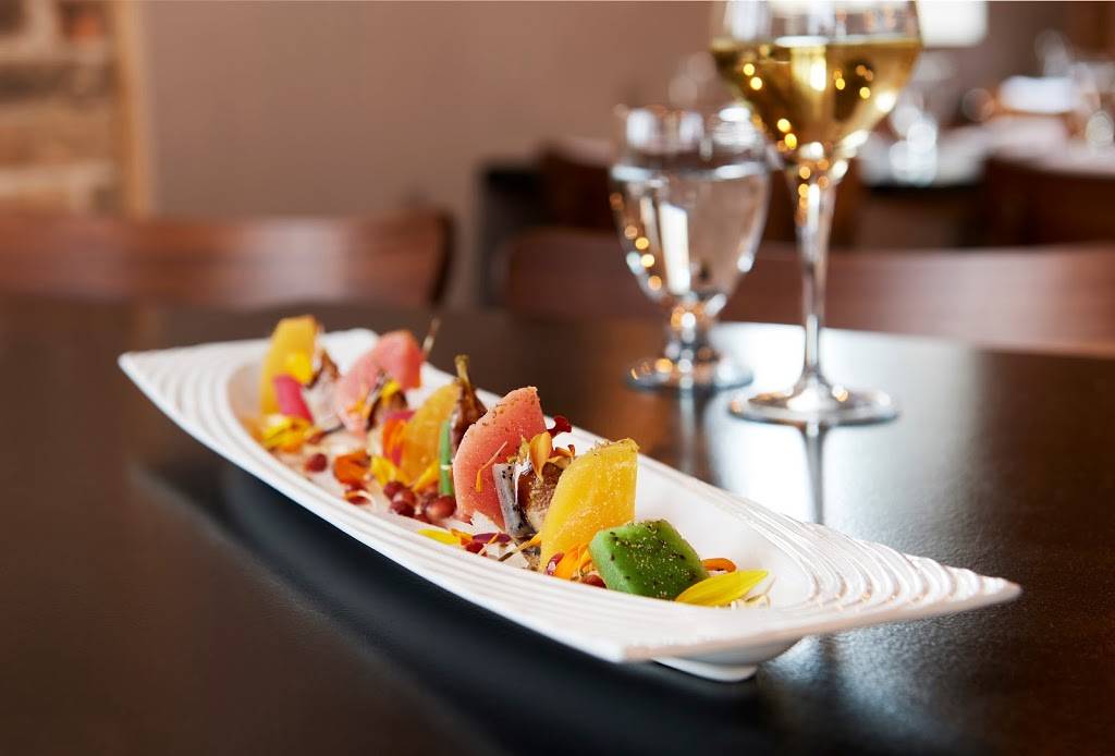 Fume RestoBar | restaurant | 150 Morrell St, Brantford, ON N3T 4K2, Canada | 5488803863 OR +1 548-880-3863