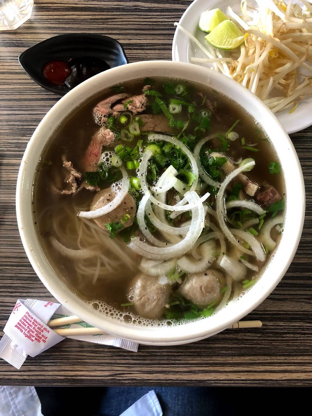 Metro Noodle and Boba | restaurant | 635 N Main St, Corona, CA 92880, USA | 9514273422 OR +1 951-427-3422