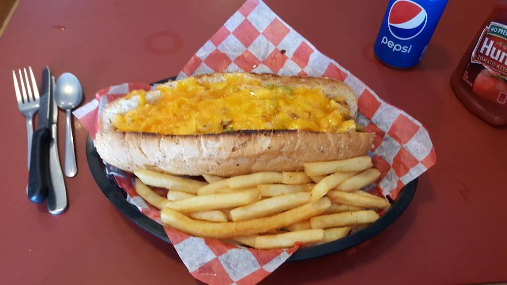 The Flying Pig Airport Diner | restaurant | 1317 Territorial Rd, Benton Harbor, MI 49022, USA | 2693696589 OR +1 269-369-6589