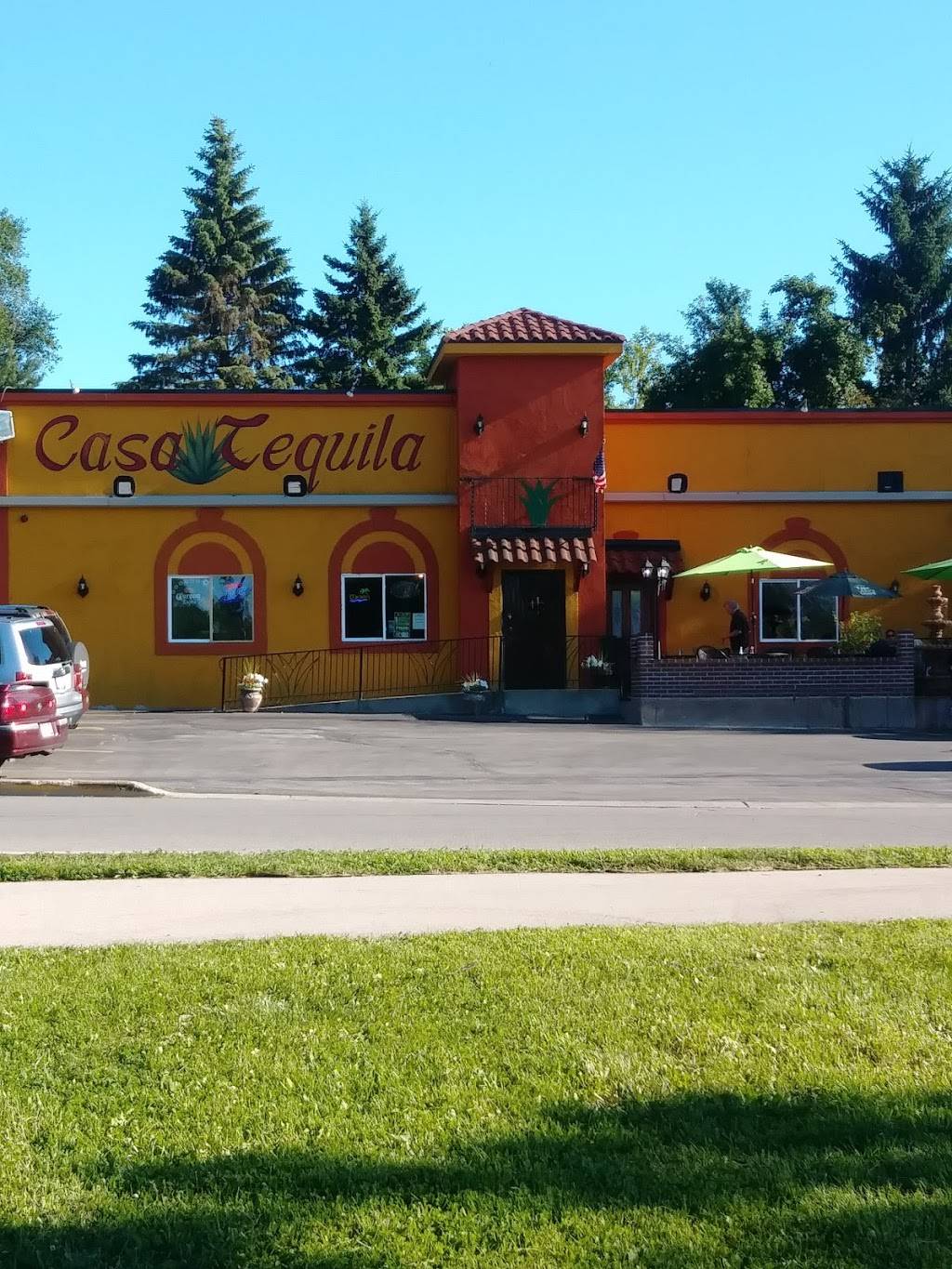 Casa Tequila | restaurant | 3461 High Rd, Hartford, WI 53027, USA | 2626739999 OR +1 262-673-9999
