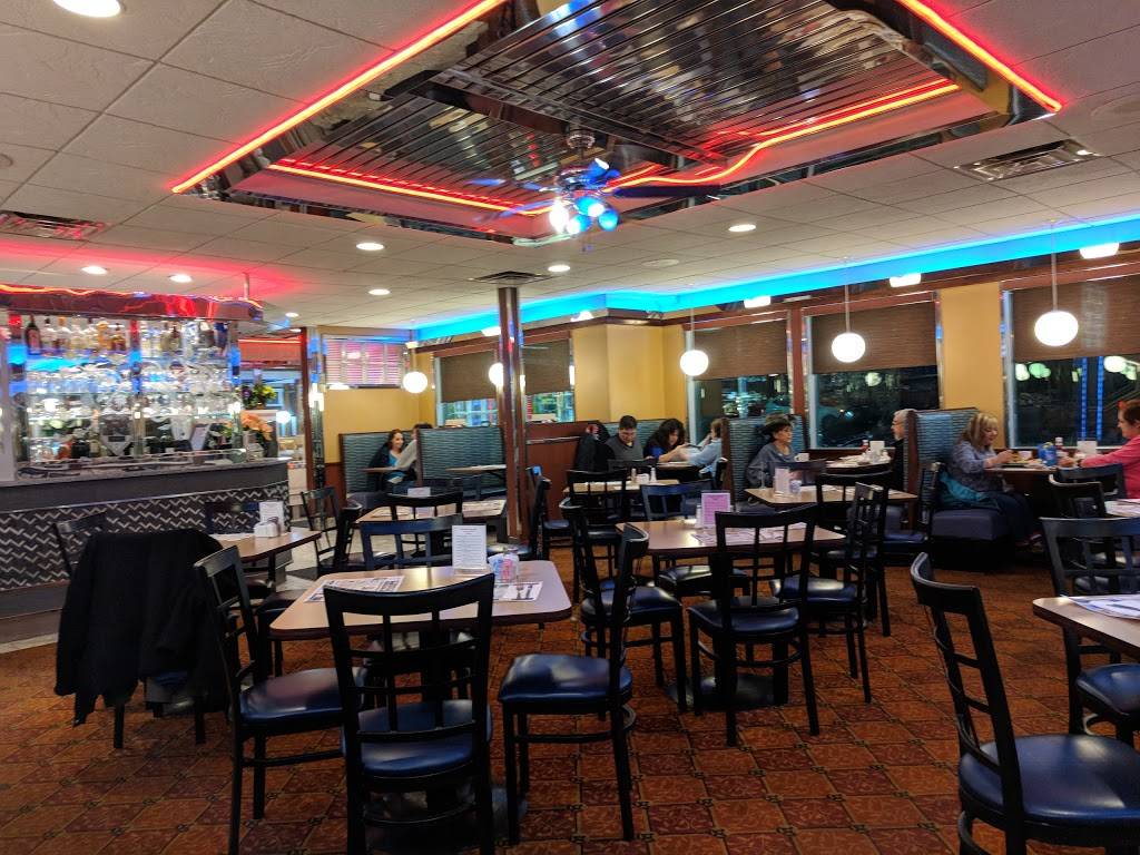 Olympic Diner | restaurant | 195 US-6, Mahopac, NY 10541, USA | 8456280876 OR +1 845-628-0876