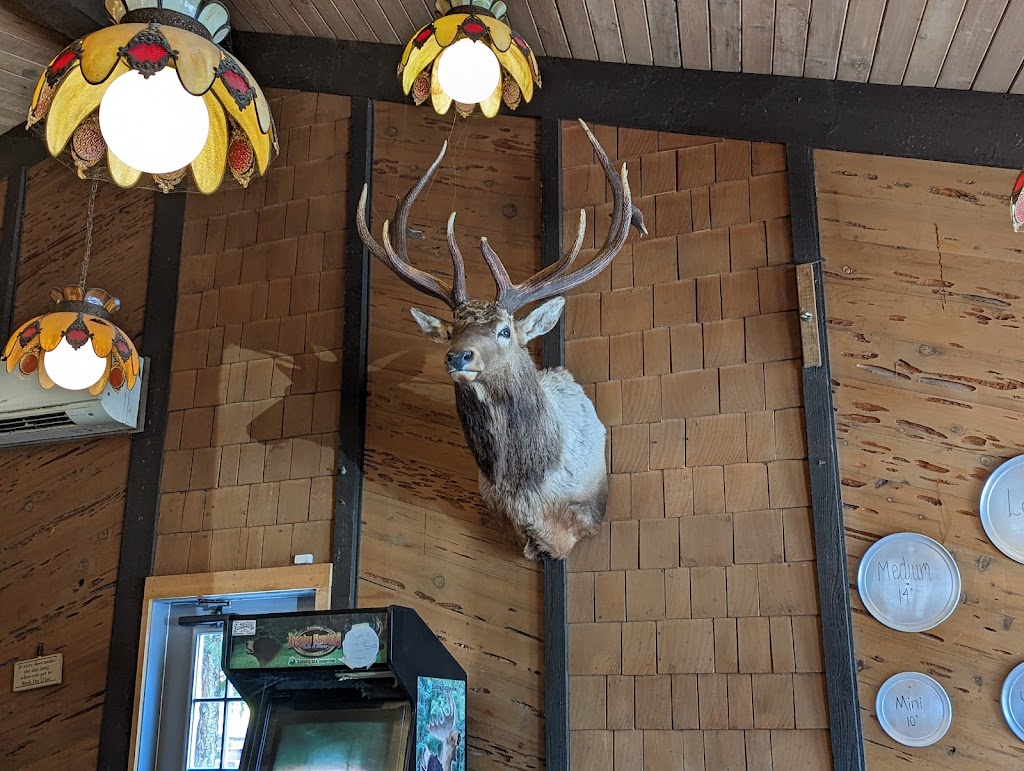 Pizza House | restaurant | 63801 CA-96, Happy Camp, CA 96039, USA | 5304935454 OR +1 530-493-5454