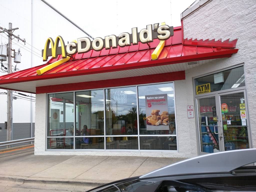 McDonalds | cafe | 1831 W Devon Ave, Chicago, IL 60660, USA | 7733812252 OR +1 773-381-2252