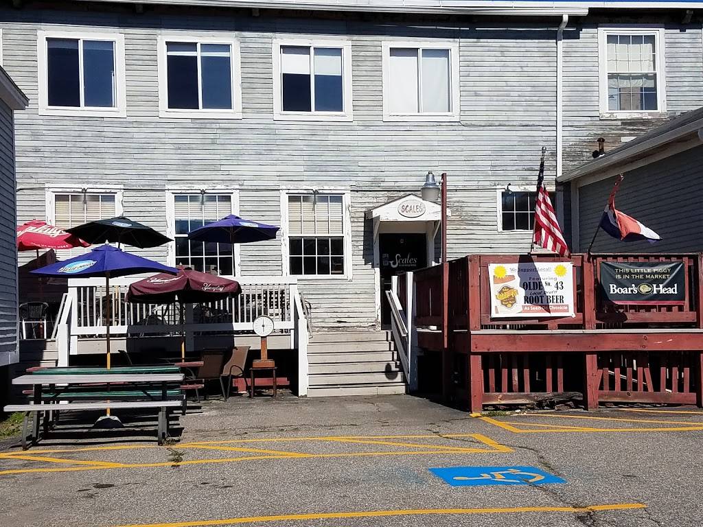 Scales Seafood & Ice Cream | restaurant | 45 River St, Millbury, MA 01527, USA | 5088653377 OR +1 508-865-3377