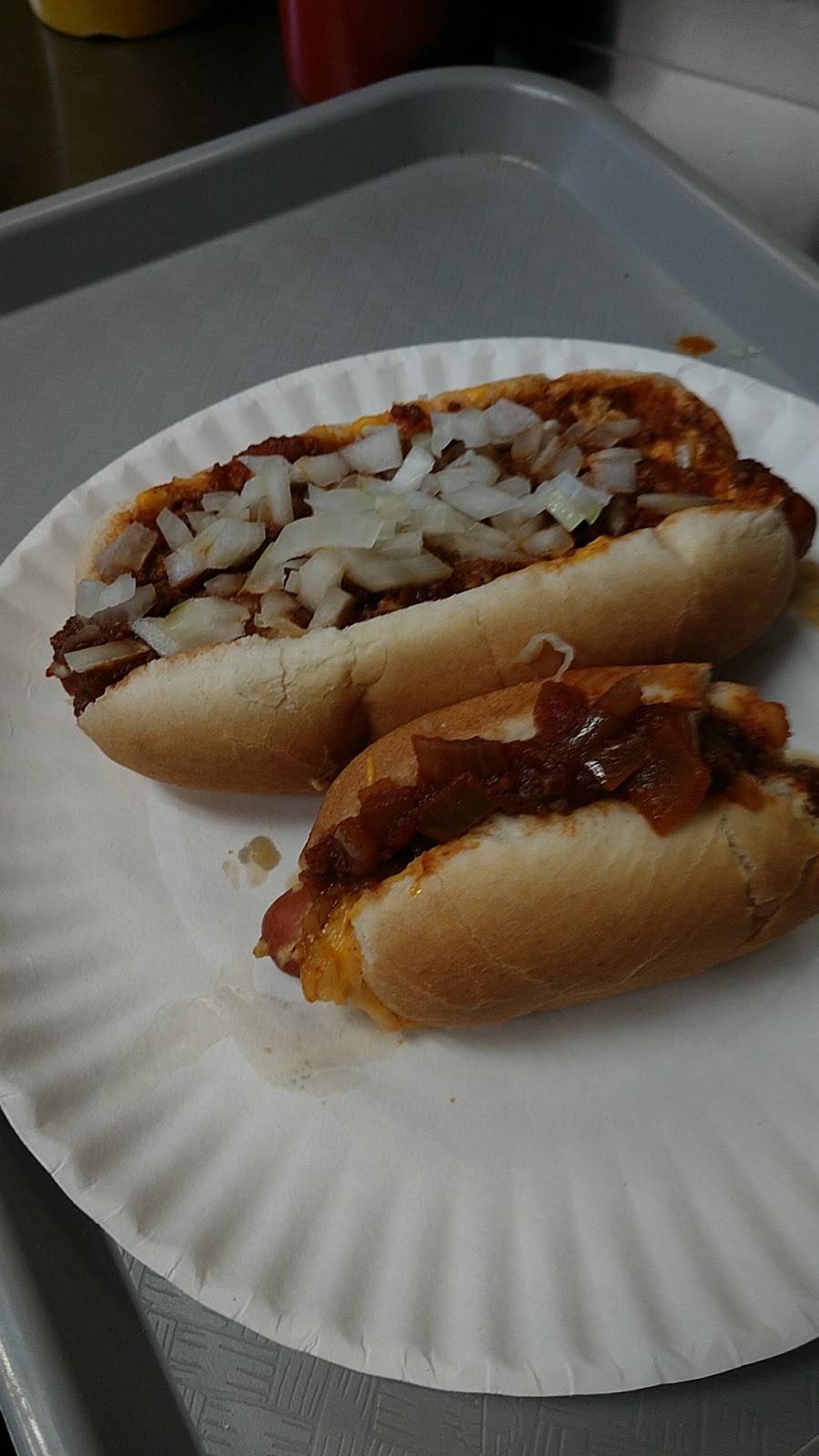 T & J Hot Dog Grill | restaurant | 538a Broadway, Bayonne, NJ 07002, USA | 2018581960 OR +1 201-858-1960