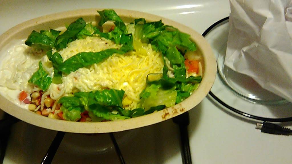 Chipotle Mexican Grill | restaurant | 9430C Colerain Ave, Cincinnati, OH 45251, USA | 5133852156 OR +1 513-385-2156